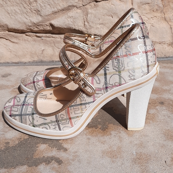 Coach Casandra white signature pattern heels 8 - Picture 3 of 9